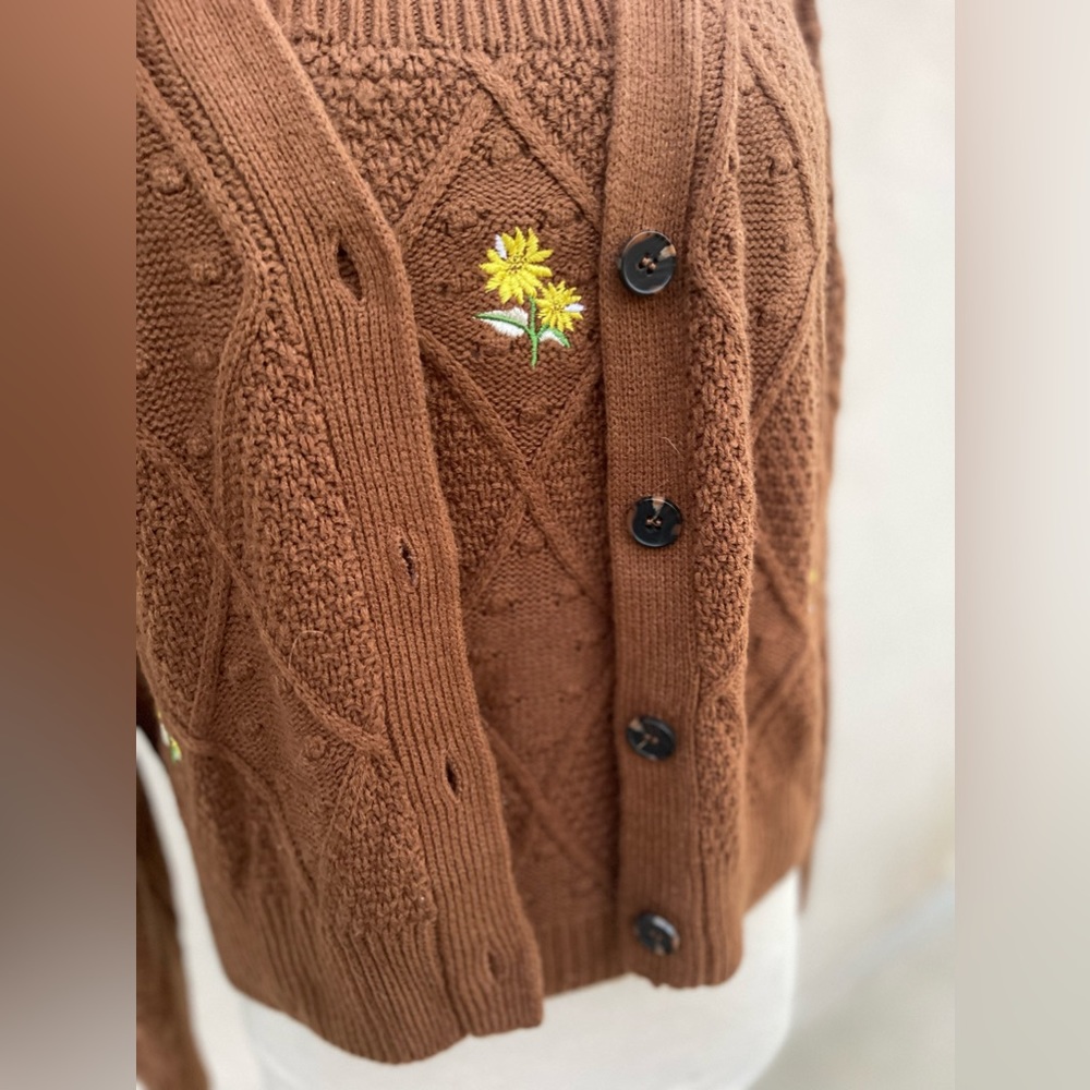 Ally Mae Brown matching Floral Embroidered Sunflower Button Cardigan and tank - Picture 2 of 9